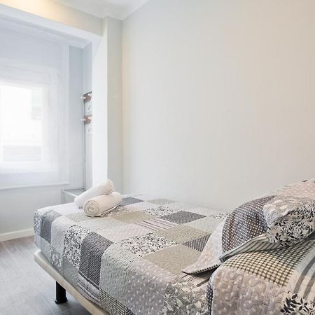 Stay U-Nique Apartments Llobregat L'Hospitalet de Llobregat Buitenkant foto