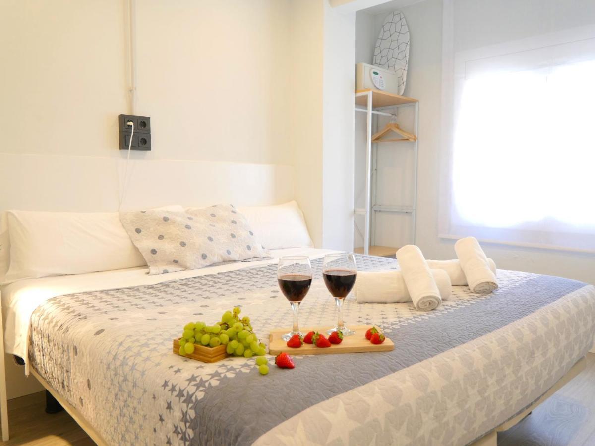 Stay U-Nique Apartments Llobregat L'Hospitalet de Llobregat Buitenkant foto